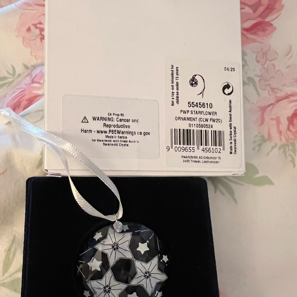 Star flower ornament